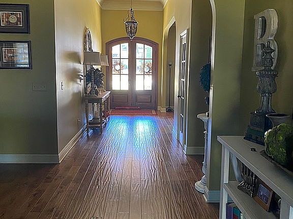 Front Entrance hallway