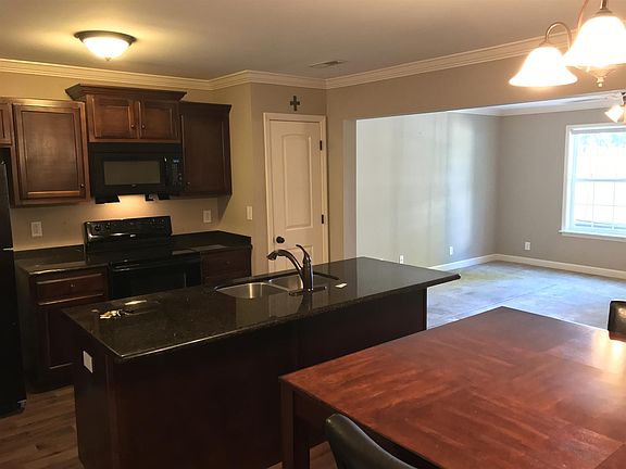 4th image of 4215 Aurora Cir