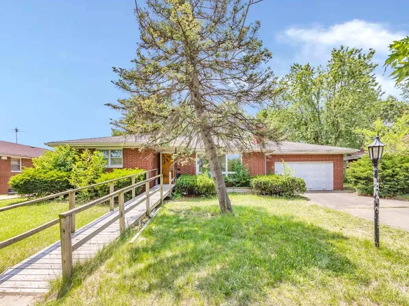 1845 W 20th Ave, Gary, IN 46404