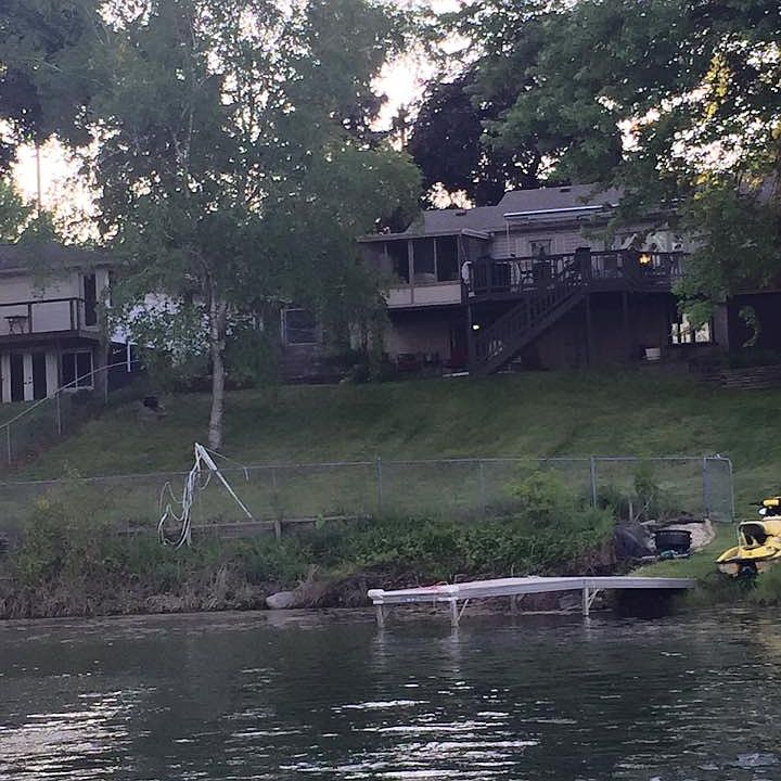 1st image of 3013 Barkman Dr