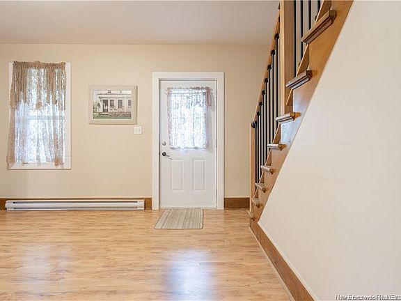 3rd image of 155 Hardwicke Rd