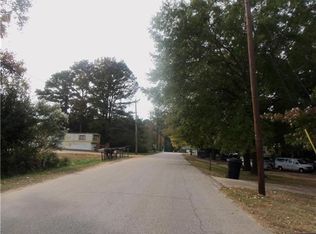 916 Powledge Ave, Opelika, AL 36801