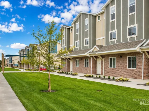 3710 N Centrepoint Way #Q, Meridian, ID 83646