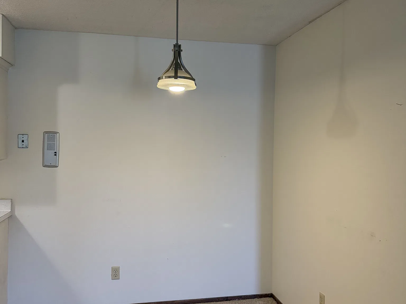 2730 Dale St N - 1 — Photo 2