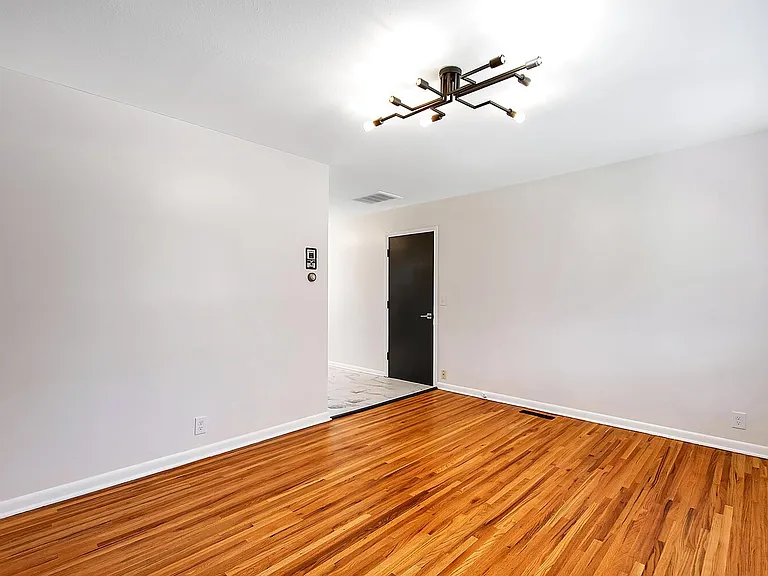 1239 N Cramer St — Photo 20