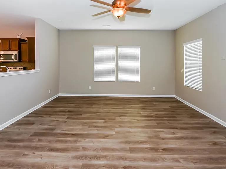 3343 Saddlebrook Dr — Photo 11