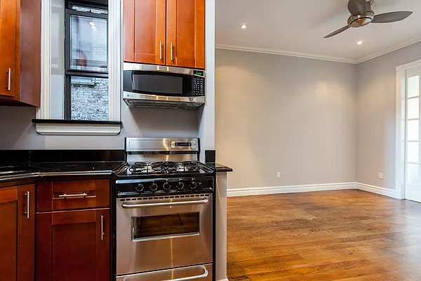 Rented by Centennial Properties NY | media 6