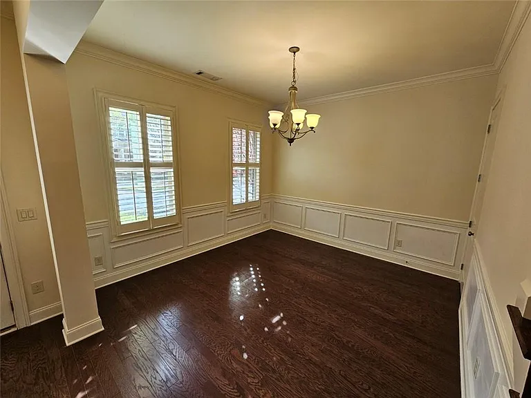 2104 McFarlin Ln — Photo 12