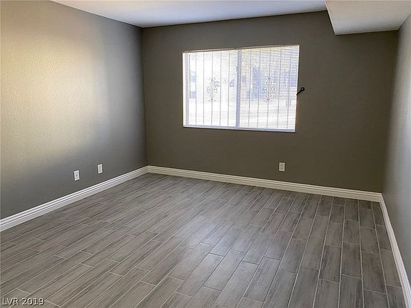 5th image of 1405 Vegas Valley Dr Unit 267