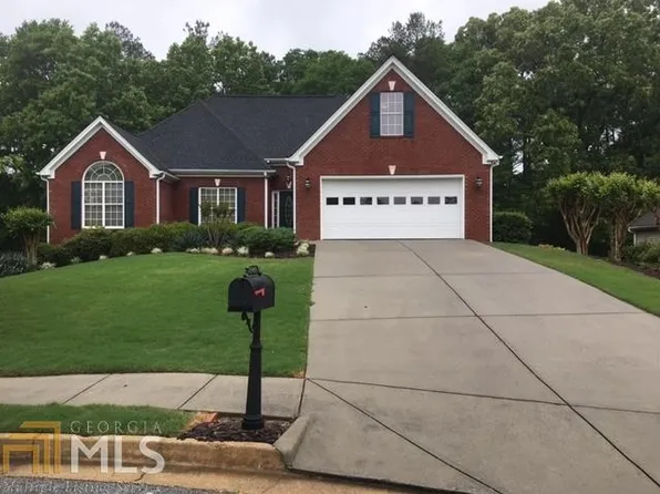 2985 Meadow Gate Way, Loganville, GA 30052