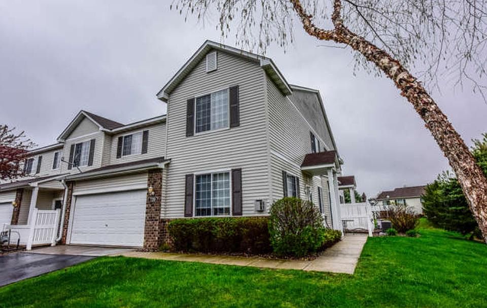 1st image of 729 Tamarack Trl
