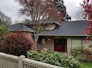 1902 129th Pl SE, Bellevue, WA 98005