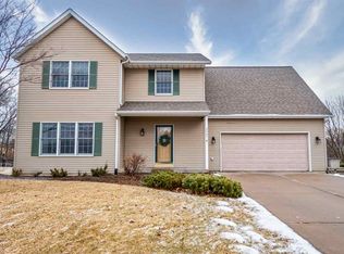 2007 Generry Dr, Coralville, IA 52241