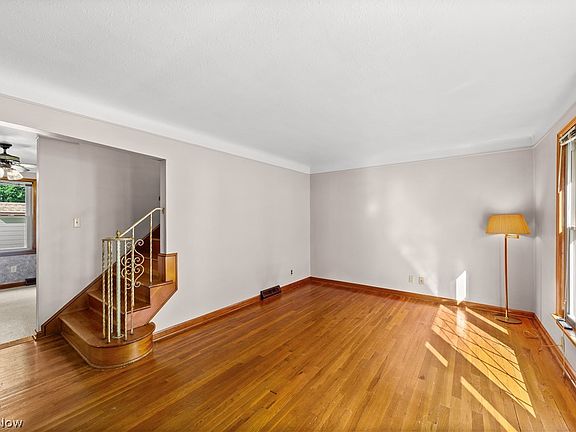 5th image of 5150 Cheltenham Blvd