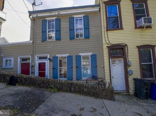 427 E Arch St, Pottsville, PA 17901