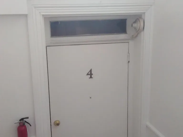 56 S Beaver St #4 — Photo 8