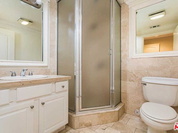 5th image of 8455 De Longpre Ave APT 102
