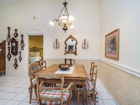 BFD3F19B-E376-44BF-9E0E-5B8681CF78BF