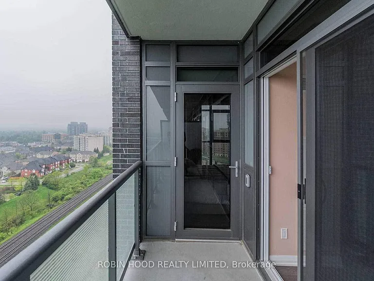 65 Oneida Cres #1508 — Photo 11