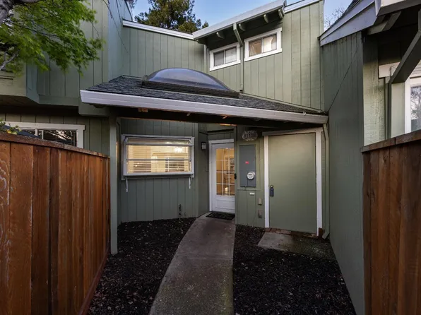 732 Racquet Club Circle, Rohnert Park, CA 94928