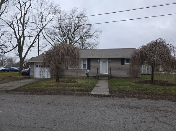 143 Westway Ct, Saint Marys, OH 45885