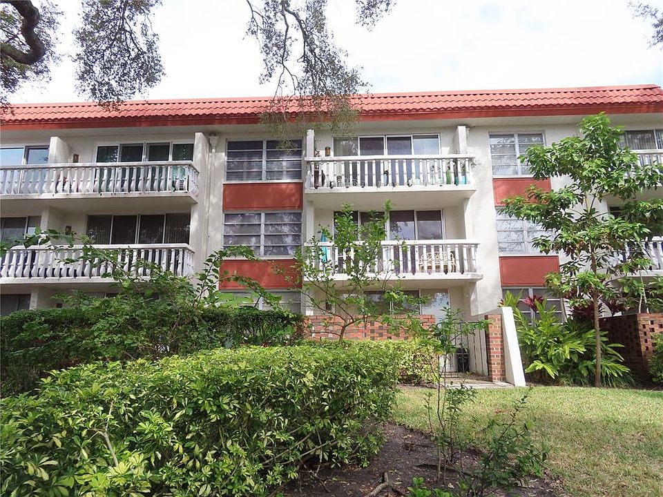1st image of 1001 PEARCE DRIVE #201