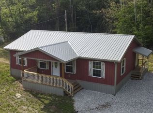 897 Lewis Rd, Gallipolis, OH 45631