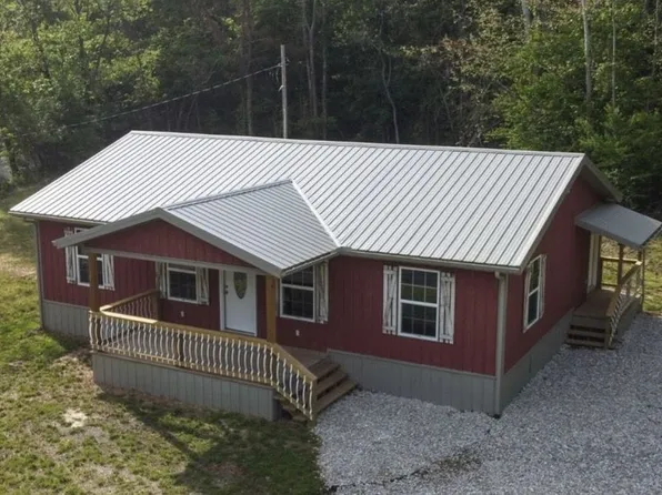897 Lewis Rd, Gallipolis, OH 45631