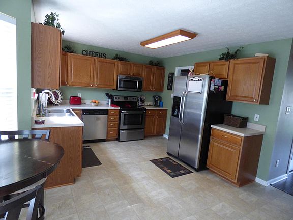 3rd image of 5700 Lagerfield Ln