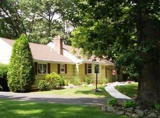 303 Martom Rd, Wyckoff, NJ 07481