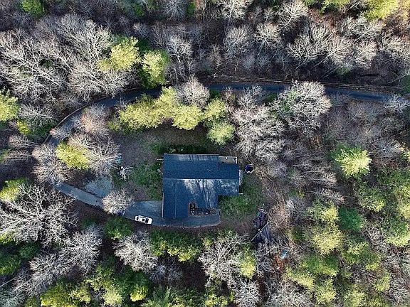 2nd image of 611 Antioch Church Rd