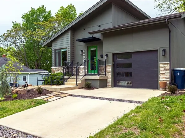 4406 Tracy Ave, Kansas City, MO 64110