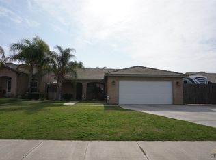 109 W Pilot Ave, Bakersfield, CA 93308