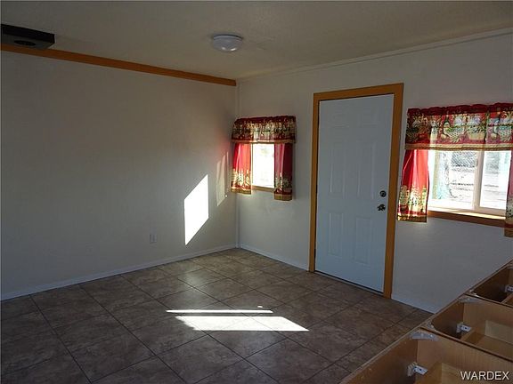 3rd image of 3001 E Old West Dr