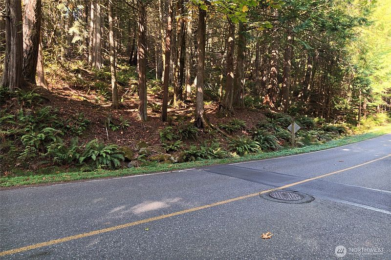4th image of 14 Harbor View Drive