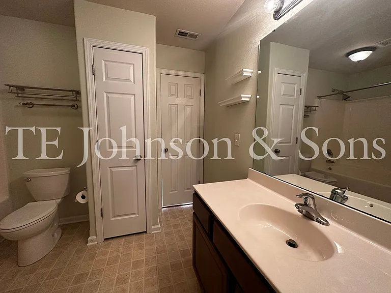 108 Greenway St — Photo 13