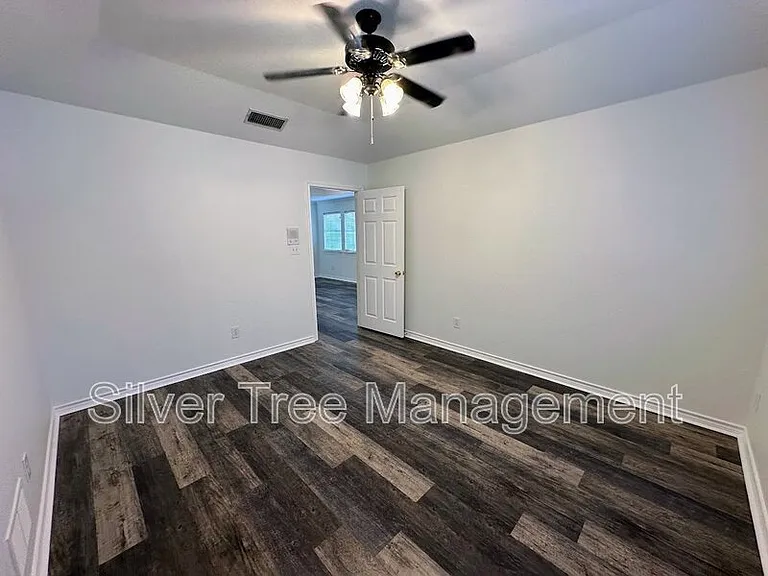 3200 Blenheim Ct — Photo 41