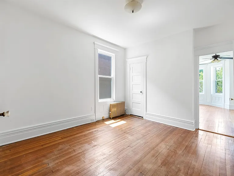 258 Woodlawn Ave — Photo 21