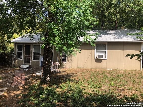 2nd image of 1015 W Mistletoe Ave #3