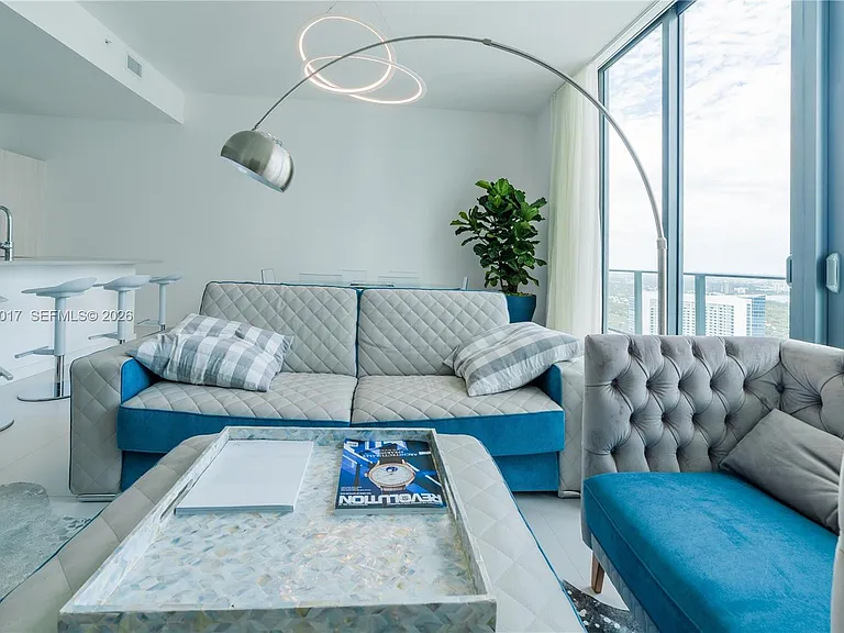 501 NE 31st St #Penthouse 4402 — Photo 7