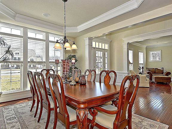 4th image of 18724 Ashbourne Pl