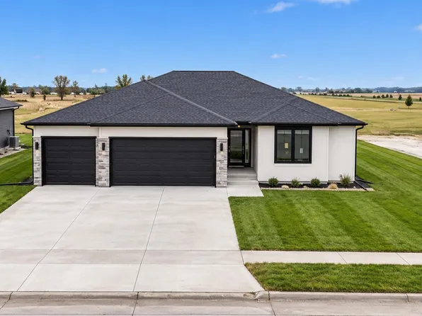 5539 42nd St, Columbus, NE 68601