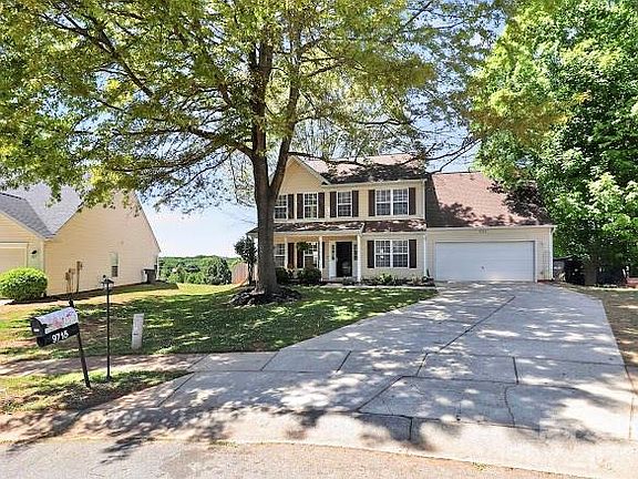 3rd image of 9715 Castle Terrace Ct