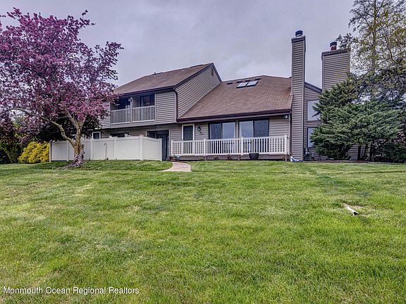 2nd image of 82 Cotswold Cir #3.02