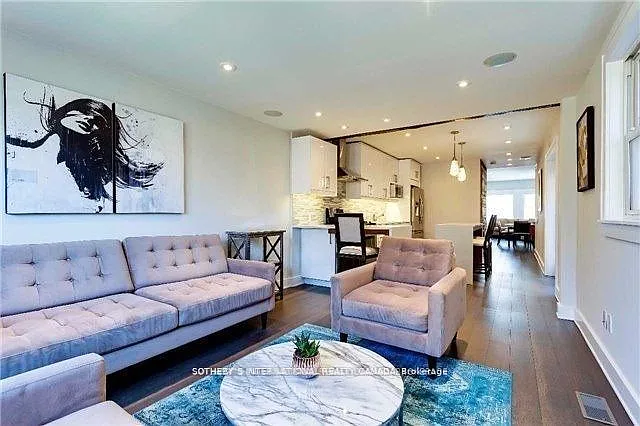 900 Manning Ave #MAIN — Photo 3