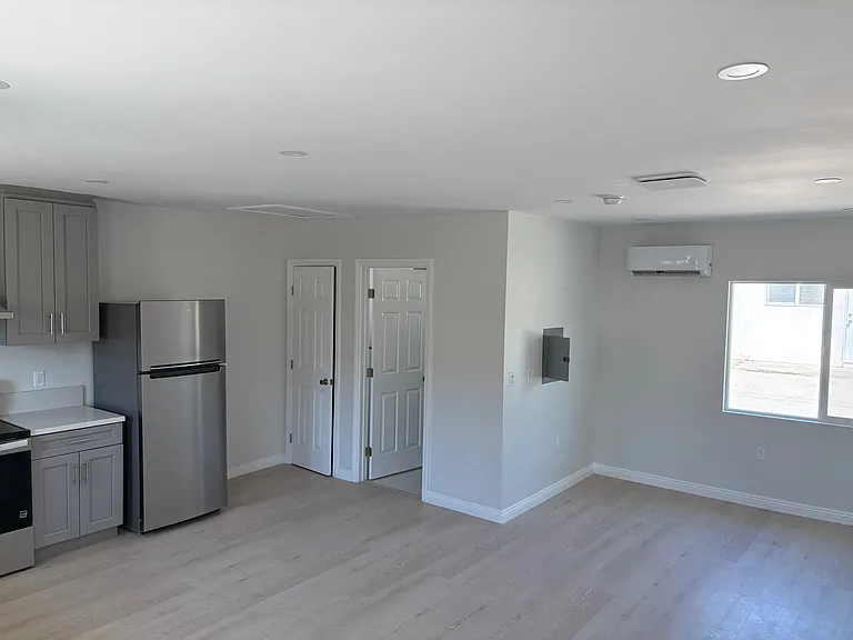 1517 Stevens Ave #D — Photo 9