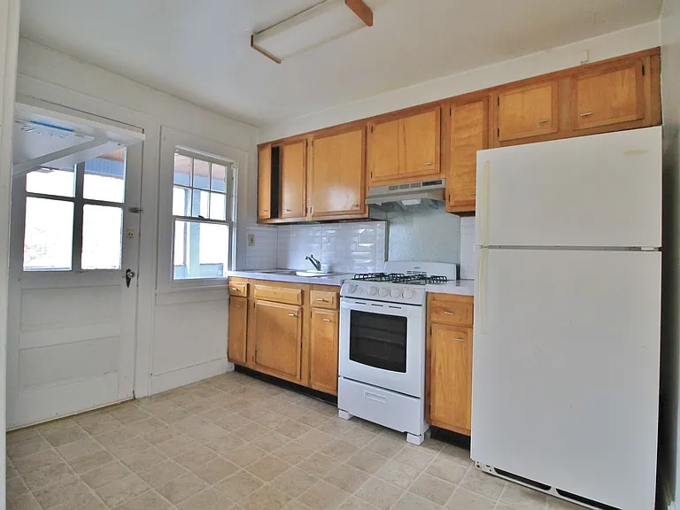 10 Conway Pl — Photo 4