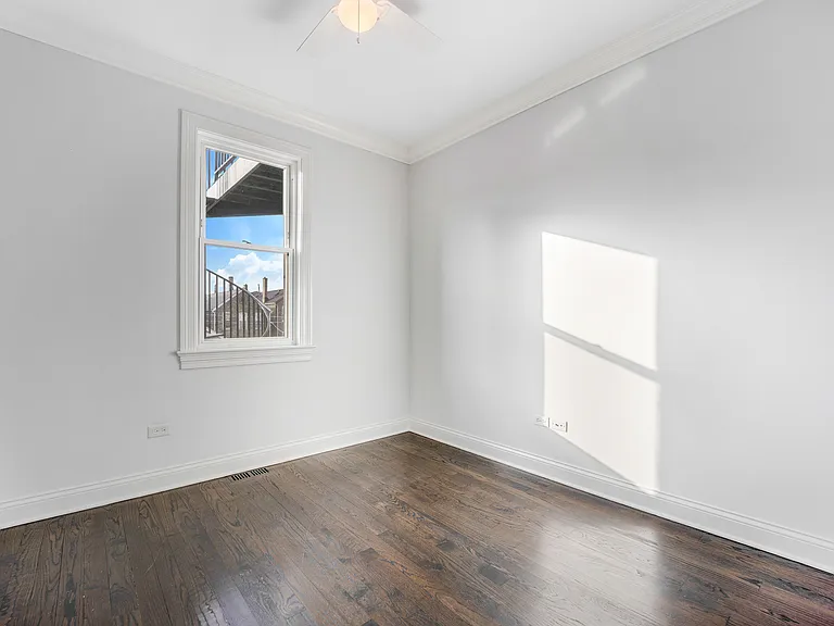 1317 W 18th Pl #2F — Photo 13