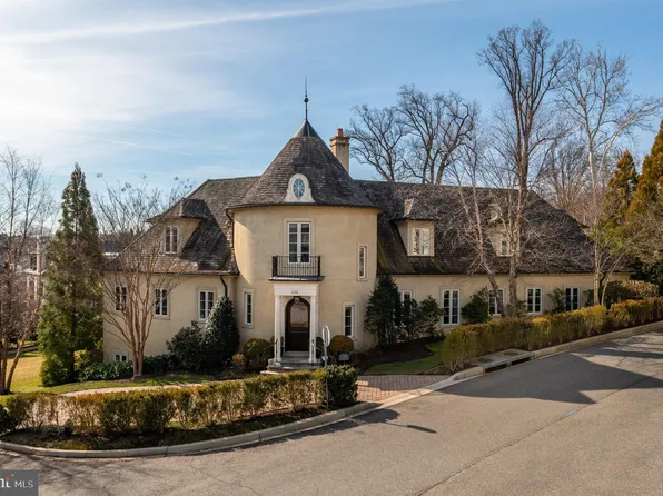 2113 Dunmore Ln NW, Washington, DC 20007