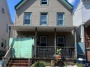 273 Oak St, Perth Amboy, NJ 08861